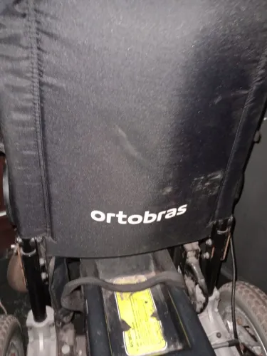 Cadeira de rodas motorizada