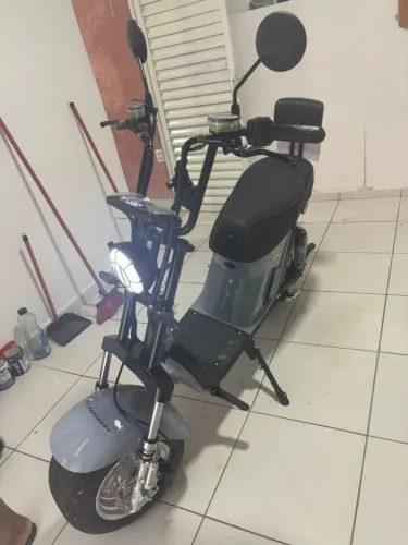 Moto elétrica nova