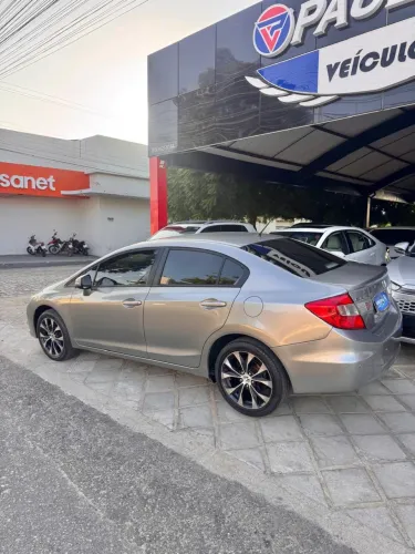Honda Civic Sedan LXR 2.0 Flexone 16V Aut. 4P 2016