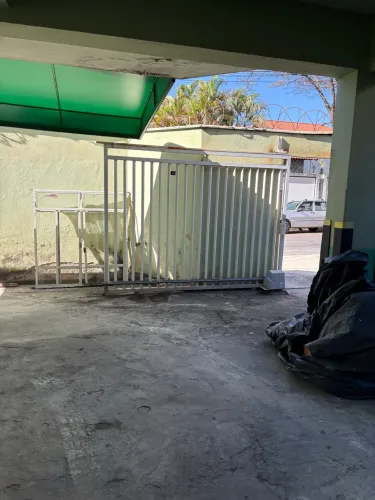 Portão de garagem 2.75 x 2.05