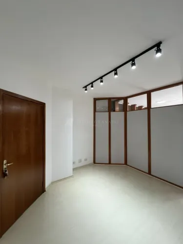 Sala Comercial - Zona 01