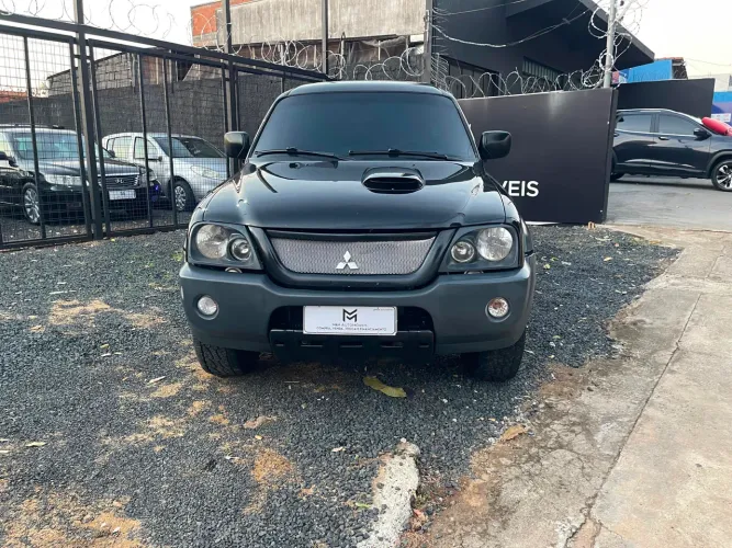 Mitsubishi L200 Outdoor HPE 2.5 4X4 CD T.dies. Aut. 2008