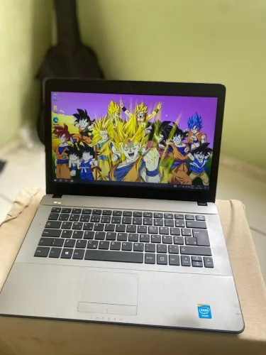 Notebuk 512gigas e Windows -para estudar e planilhas