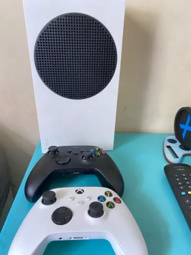 Xbox Series S 2 controles