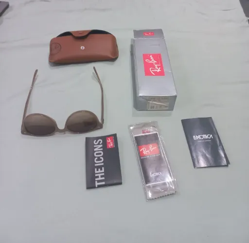 RayBan 4305