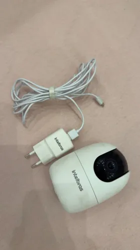 Câmera inteligente Intelbras Im4 c - Wi-Fi 