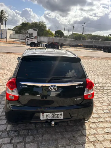 Toyota Etios XLS 1.5 Flex 16V 5P Mec. 2013