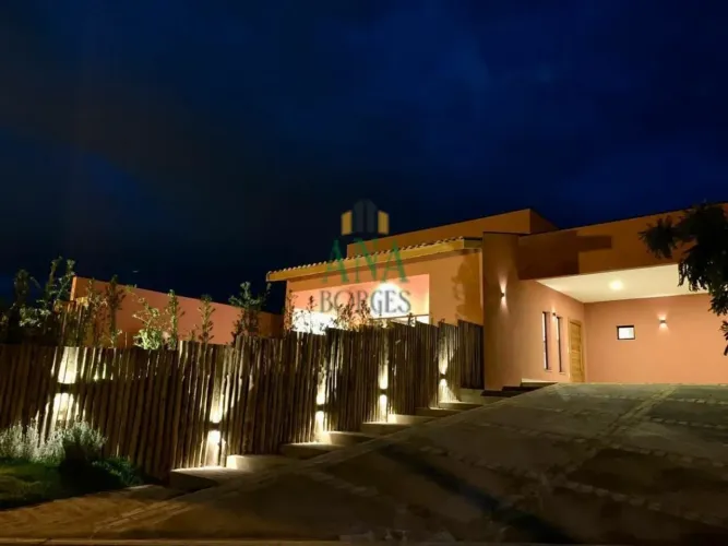 Vendo excelente casa térrea no Condomínio Vilas do Golfe em Itu