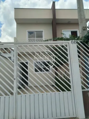 Sobrado Geminado à Venda no Parque São Bento Conforto, Qualidade e Excelente Localização