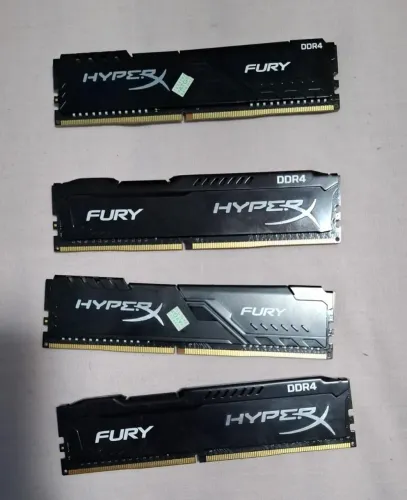Memória HyperX 4x4GB DDR4 