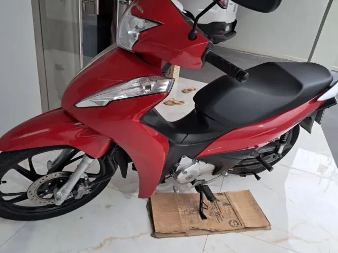 Biz 125 pouco rodada apenas 7.000 km rodado, moto de mulher 