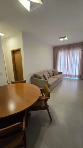 Apartamento mobiliado com 63,80m², bairro Jardim Sumaré, Zona Sul de Ribeirão Preto/SP.
