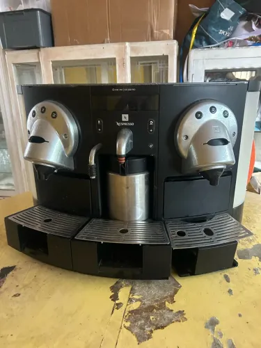 Máquina de café profissional 