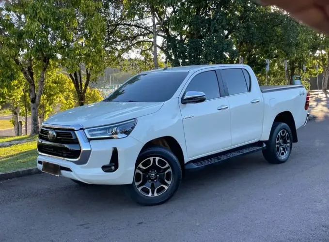 Toyota Hilux CD SRX 4X4 2.8 TDI 16V Diesel Aut. 2022