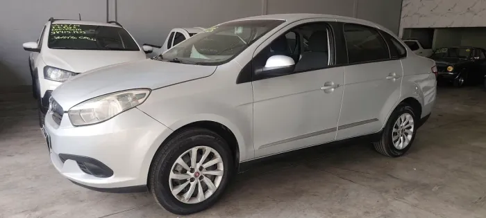 Fiat Grand Siena Essence 1.6 Flex 16V 2014