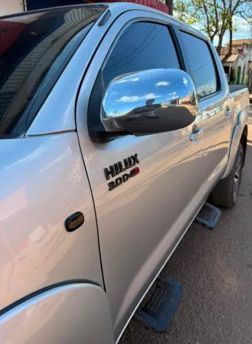 Toyota Hilux CD SRV D4-d 4X4 3.0 TDI Dies 2006
