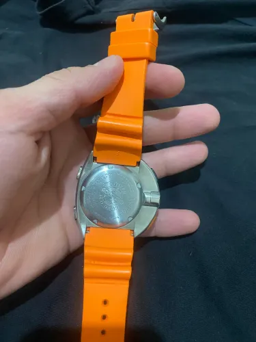 Vendo Relógio Citizen Meia Lua Laranja e Meia Lua Amarelo