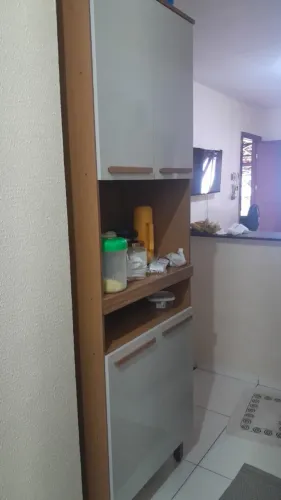 Armário de louça novo, pouco usado