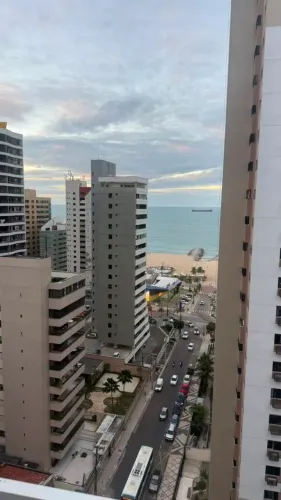Apartamento Sofisticado com 3 Suítes, Closet e 3 Vagas de Garagem  127 m²