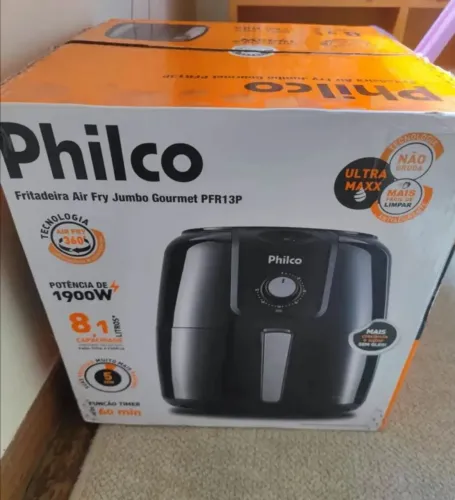 Fritadeira Air Fryer Philco Gourmet PFR13P 8,1 Litros 127V