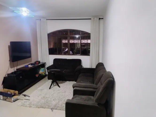 Sofá 5 lugares + poltrona reclinável+mesa de canto+rack