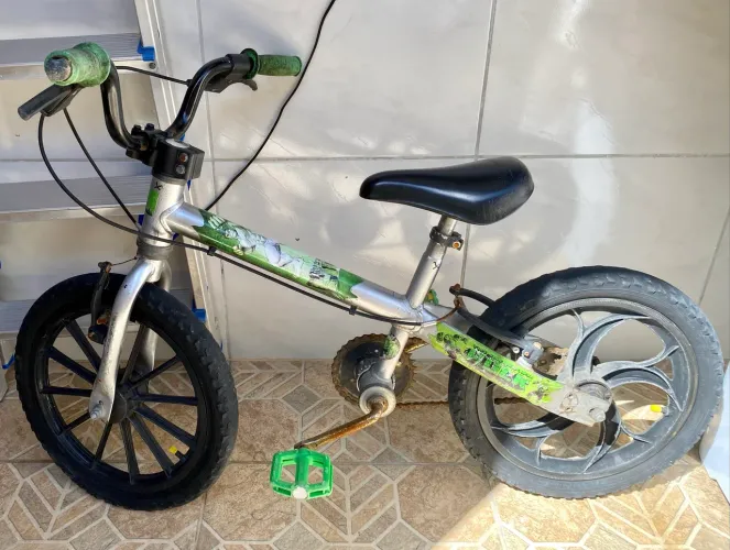 Bicicleta aro 16