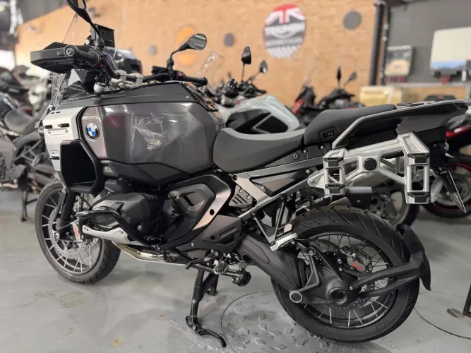 Bmw R 1300 gs adventure 2026