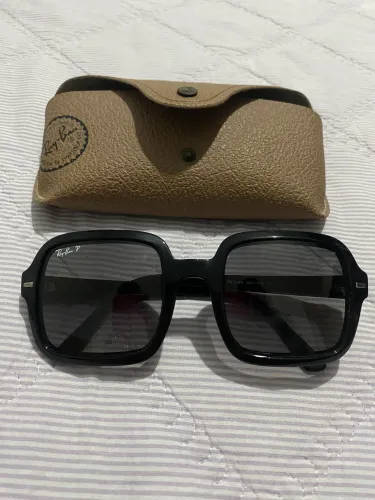 RAY-BAN RB 2188 901/M3 - SQUARE II - PRETO BRILHANTE COM LENTE CINZA DEGRADÊ POLARIZADA