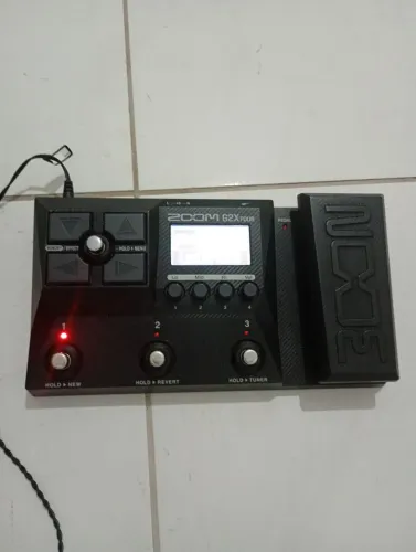 Pedaleira zoom g2xfour