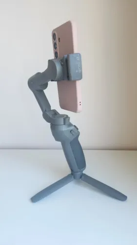 DJI Osmo Mobile 3 - Estabilizador