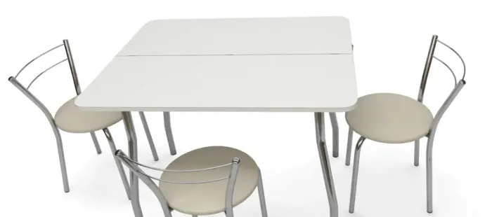 Mesa dobrável com 4 cadeiras