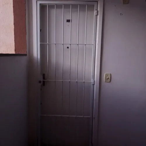 Vende apartamento ou troca por casa em Cachoeiro 