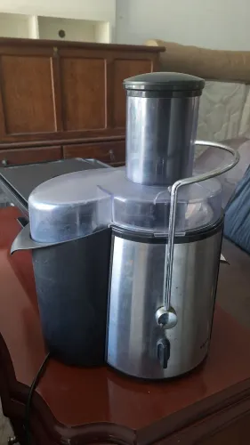PROCESSADOR DE FRUTAS 