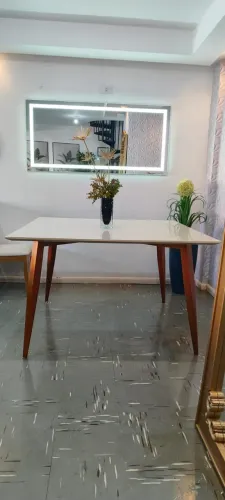 MESA QUADRADA 130