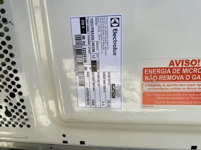 MICRO-ONDAS ELECTROLUX 23L | 220V