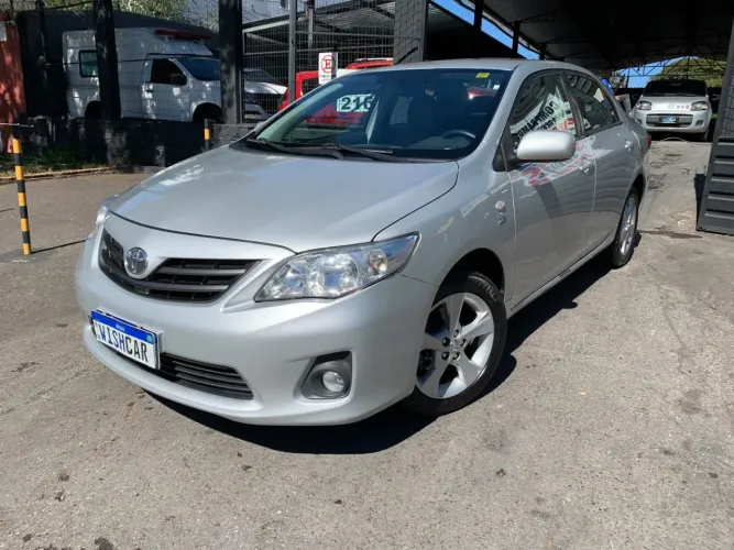 Toyota Corolla GLI 1.8 Flex 16V Aut. 2012