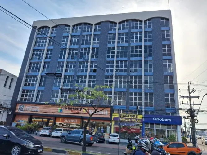 Prédio Comercial de Esquina 10.000m² Construídos e 100% Documentado e Licenciado