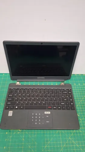 Notebook Compaq core i3 modelo:pressário CQ 27 *peças 