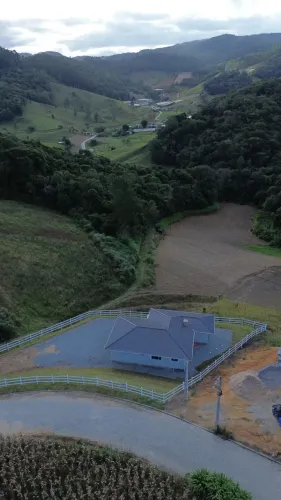 Casa com linda vista em Águas Mornas - SC