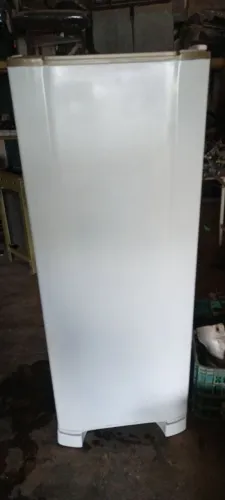 Vendo geladeira em bom estado estado