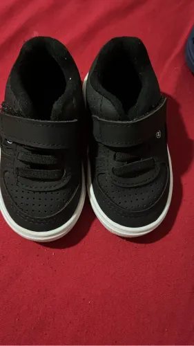 Vende - se esses sapatos