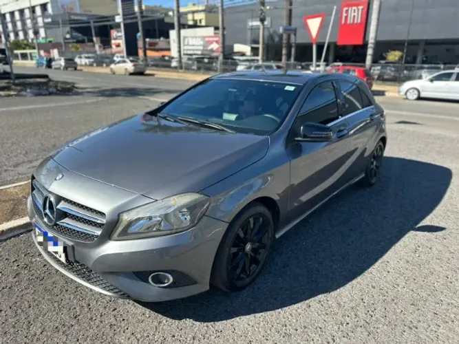Mercedes-Benz Classe A 200 1.6 TB 16V Style 156cv Aut. 2015