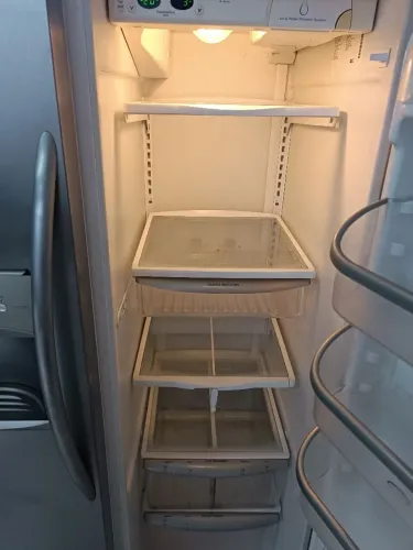 Geladeira Eletrolux Inox Side by Side