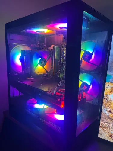 PC GAMER Ryzen 5 3600XT + RX 580 8GB ROG + 16GB RAM + SSD 512GB RGB