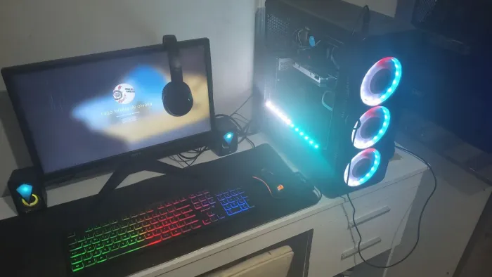 PC gamer dispenso curiosos