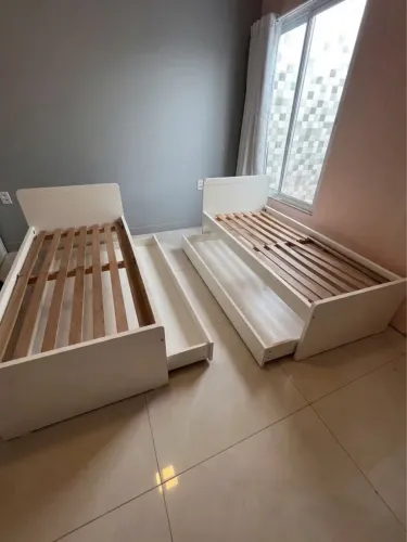 2 Camas Solteirão + Auxiliar em MDF
