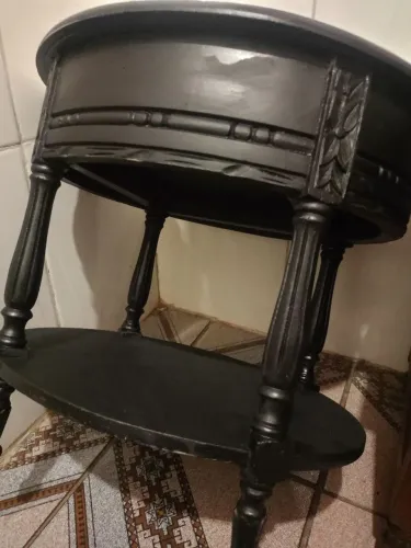 Móvel antigo vintage preto