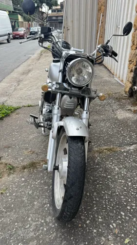 Vende-se moto vblade