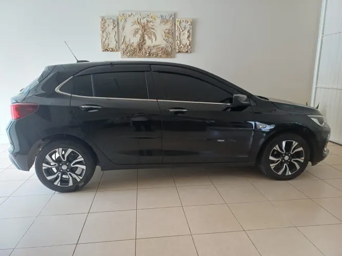 Chevrolet Onix Hatch Premier 1.0 12V TB Flex Aut. 4P 2023