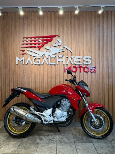 CB 300R 2015 - Financiamento bancário e cartão